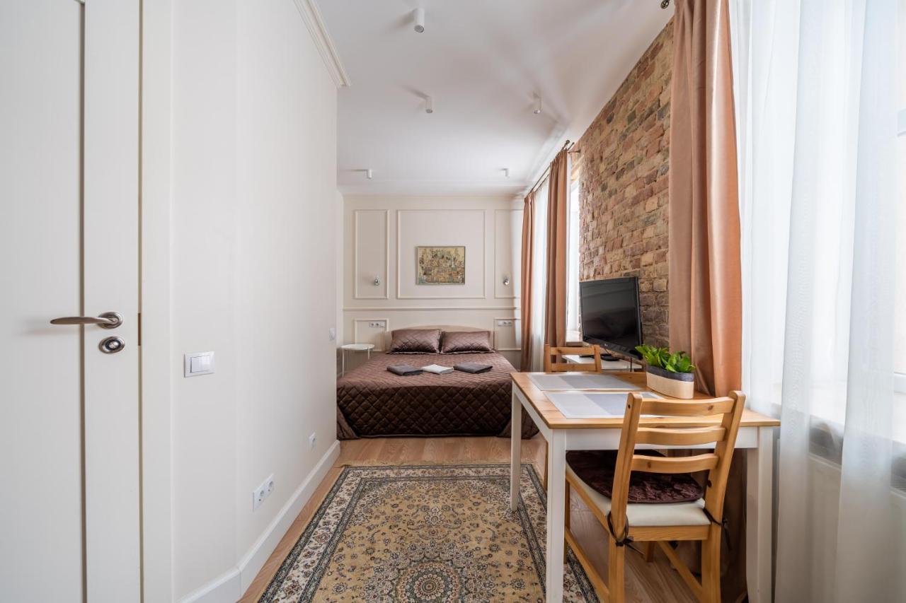 Stylish Studio Close To City Center, Cafes & Parks & Local Dining Riga Exterior foto